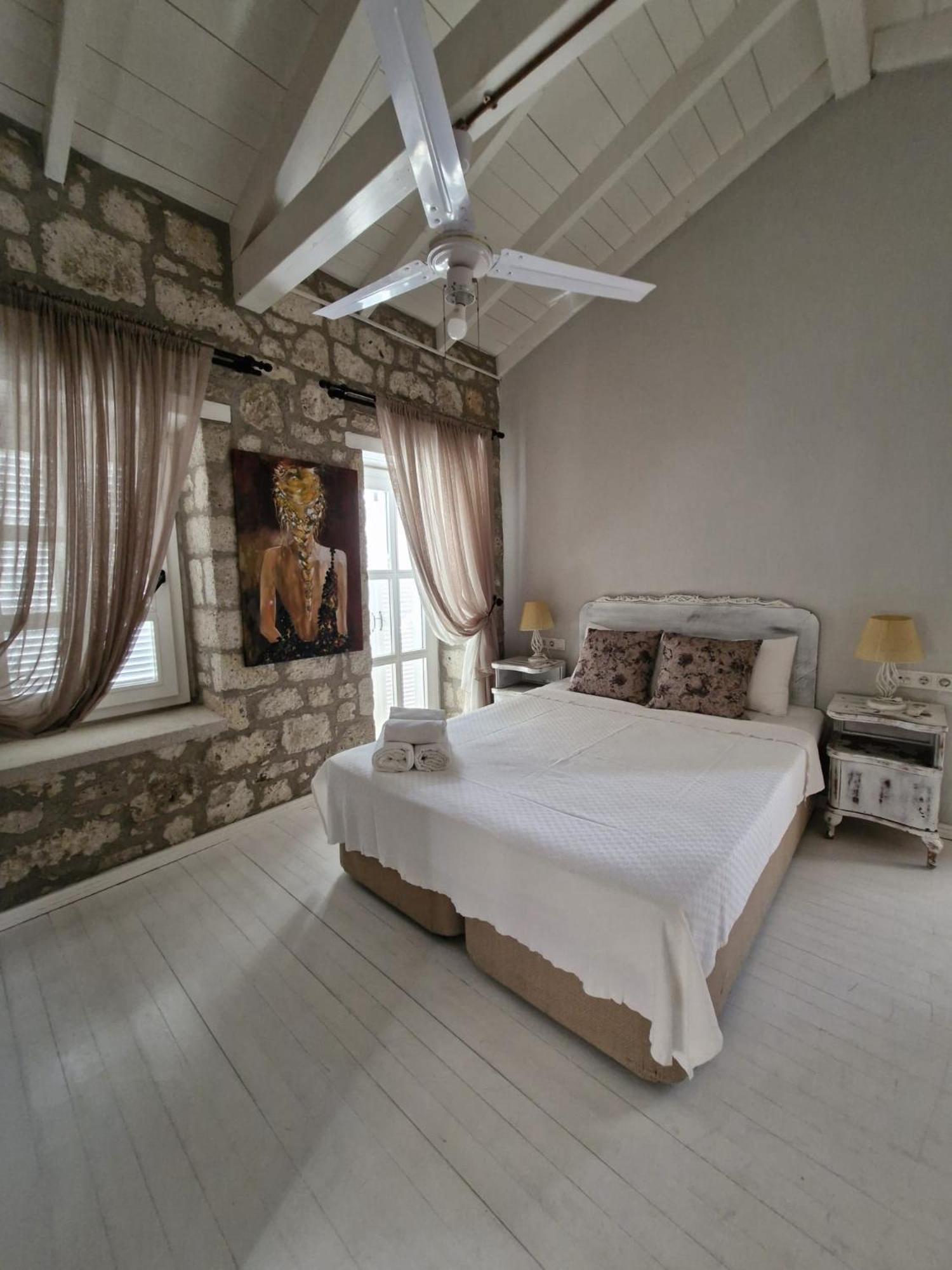 Simira Hotel Алачати Экстерьер фото